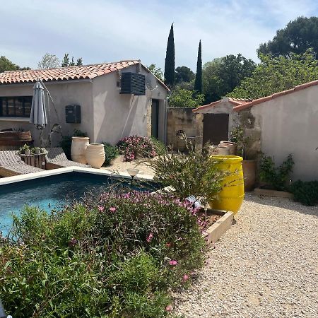Ferienwohnung Studio Dans Les Alpilles Fontvieille Exterior foto