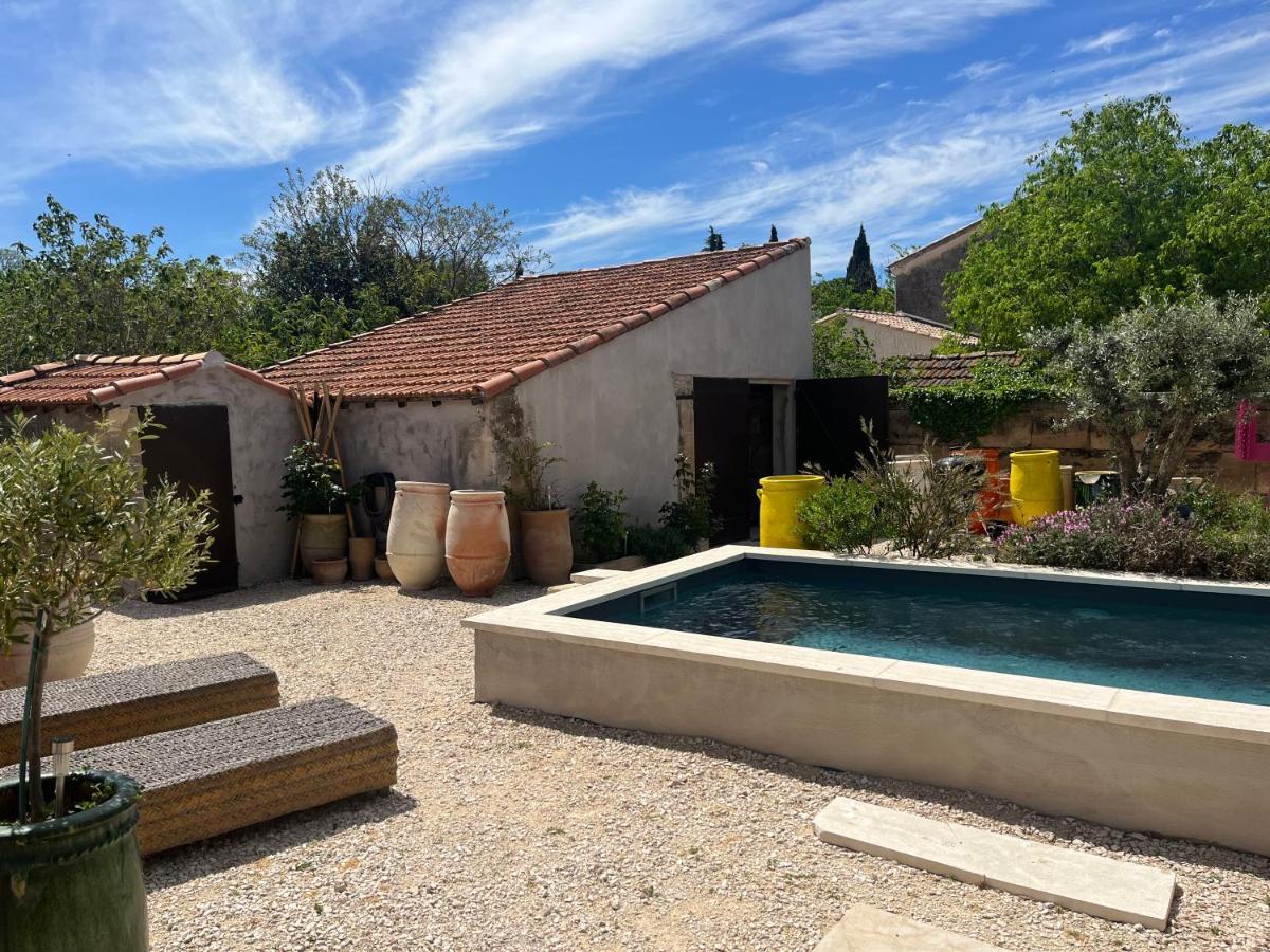 Ferienwohnung Studio Dans Les Alpilles Fontvieille Exterior foto